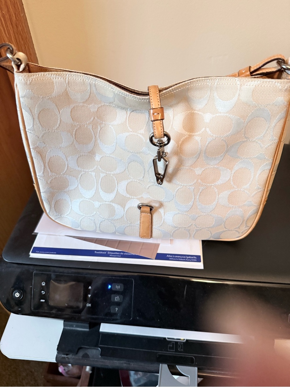 Coach 2001 Hampton shoulder bag.